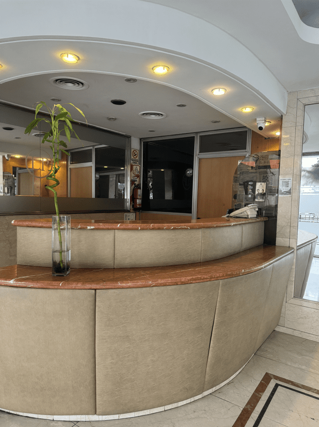 Hotel La Perla About us 1